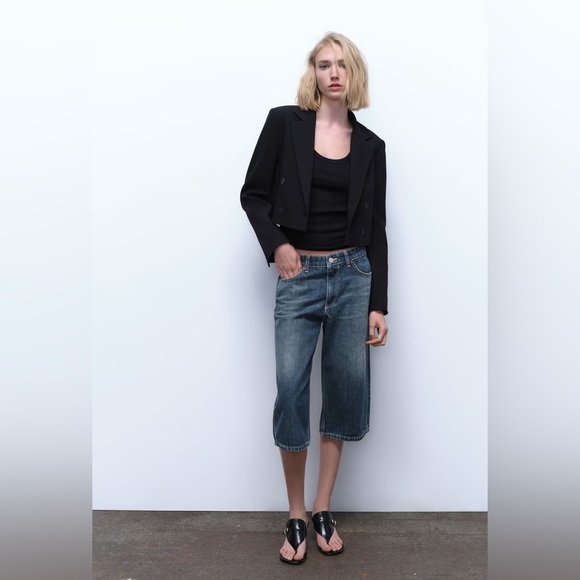 ZARA LOW-RISE DENIM SHORTS ZW COLLECTION - Picture 2 of 12